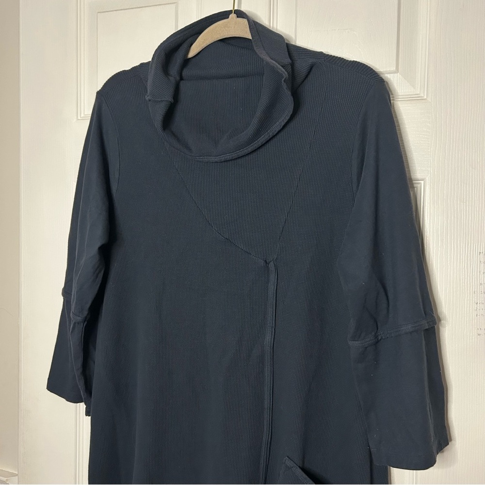 Blue Fish Cowl Neck Thermal Pocket Asymmetric Tunic - Picture 2 of 12